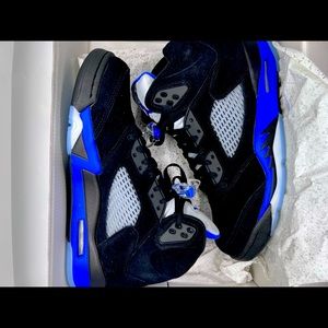 Air Jordan 5 retro black/racer blue size 9.5 US